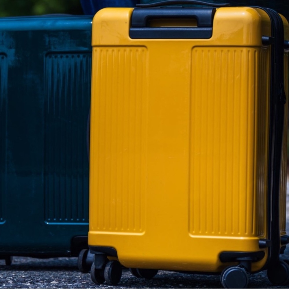 WNDR LN Hardside Carry-On Spinner Suitcase - Picture 8 of 11